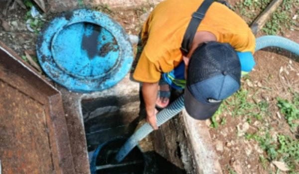 sedot-wc-dan-blower-septic-tank